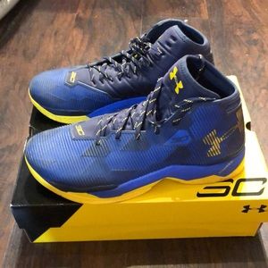 UNDER ARMOUR CURRY 2.5 Men’s 15 1274425-400